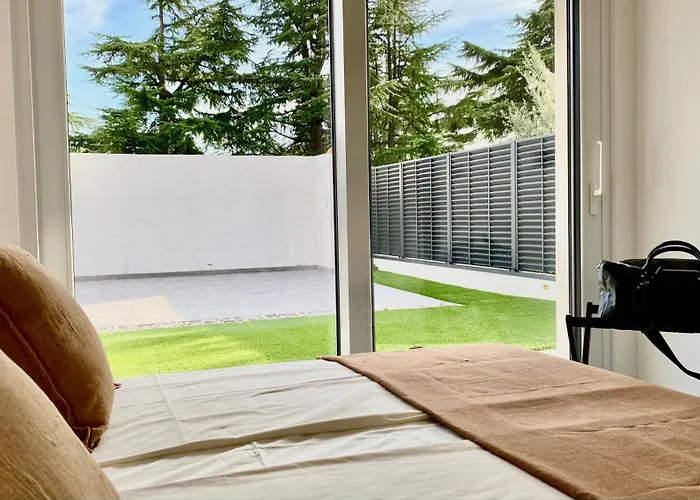 E&t By Locap Group *