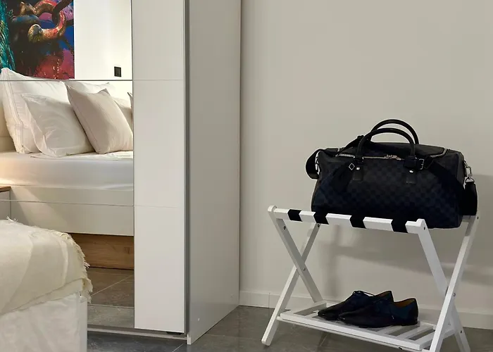 E&t By Locap Group אנקראן